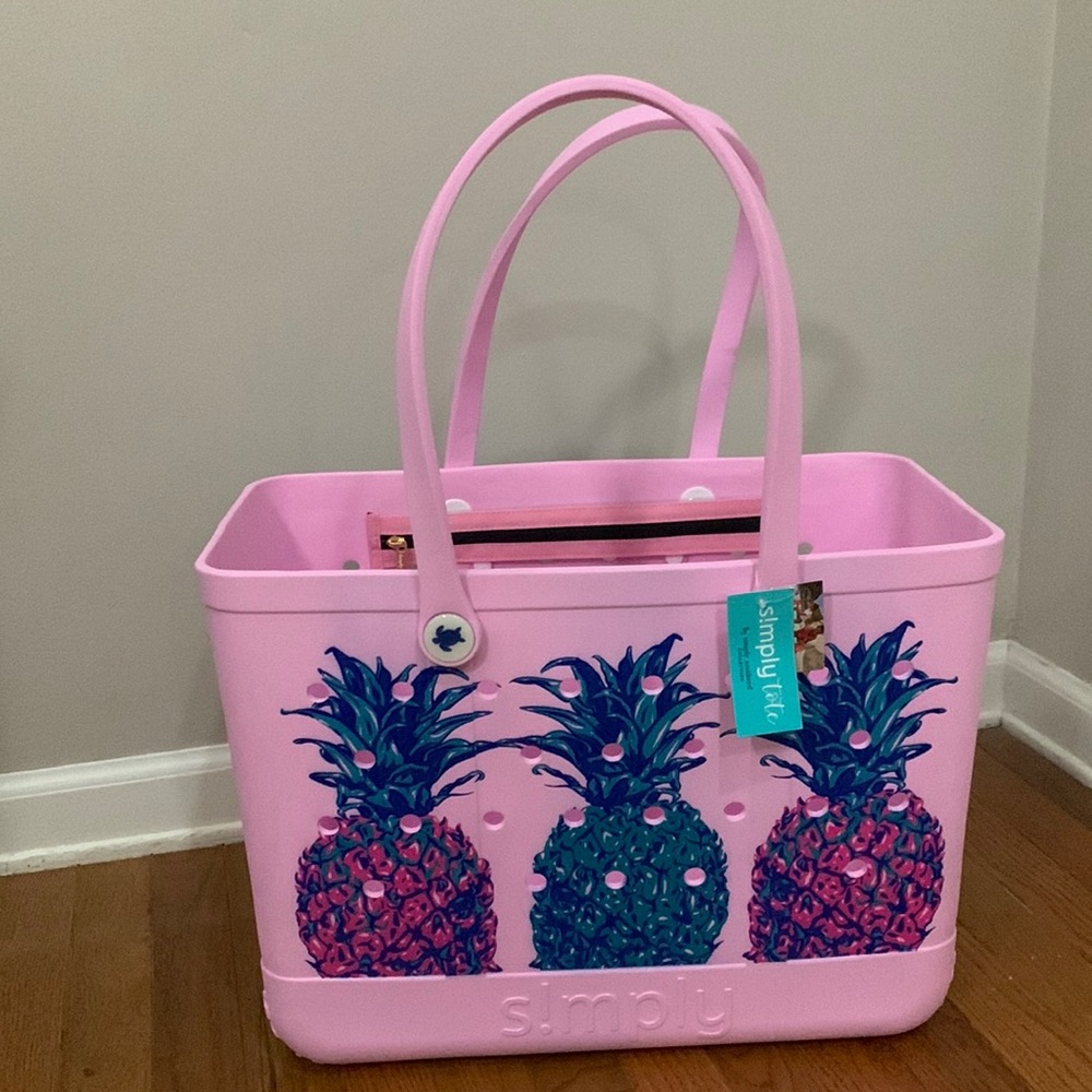 NWT Simply Southern Pineapple Tote